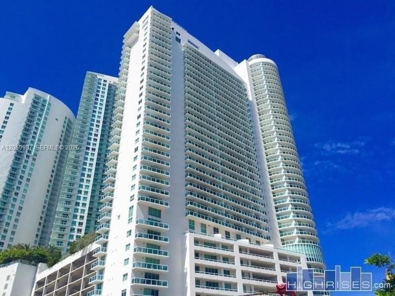 Condominium at 1800 N Bayshore Dr # 3014, Miami FL 33132