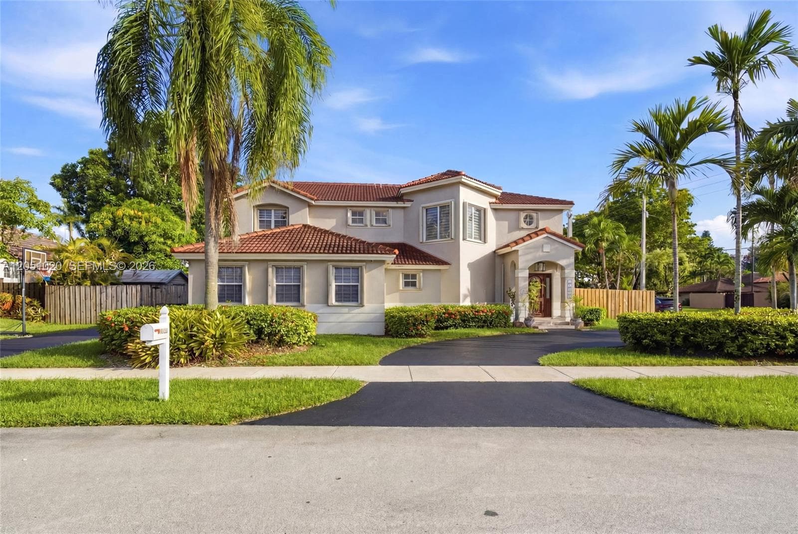 Single Family Residence at 11980 SW 99th St, Miami FL 33186