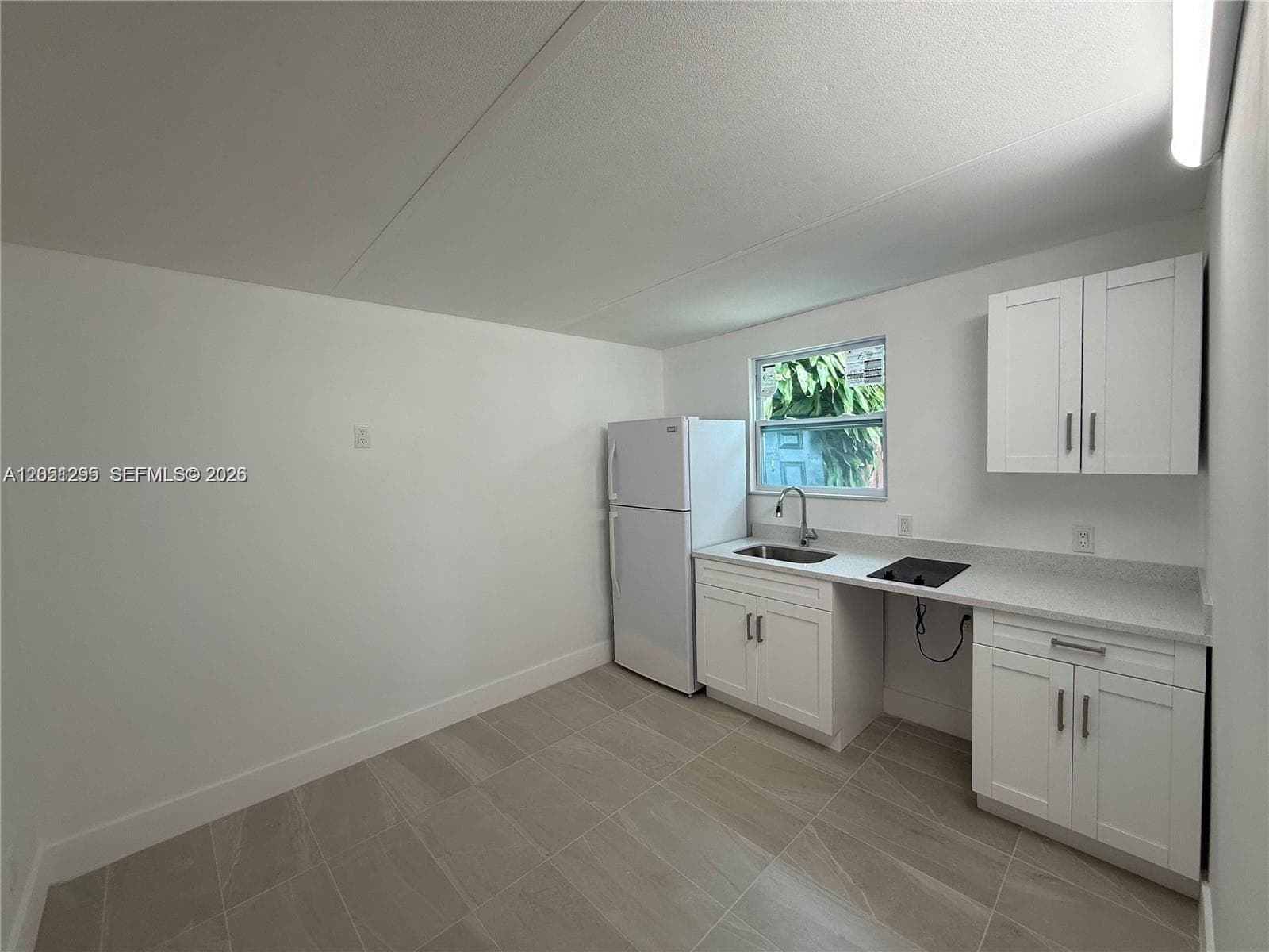 Single Family Residence at 6765 SW 34th St # 1, Miami FL 33155