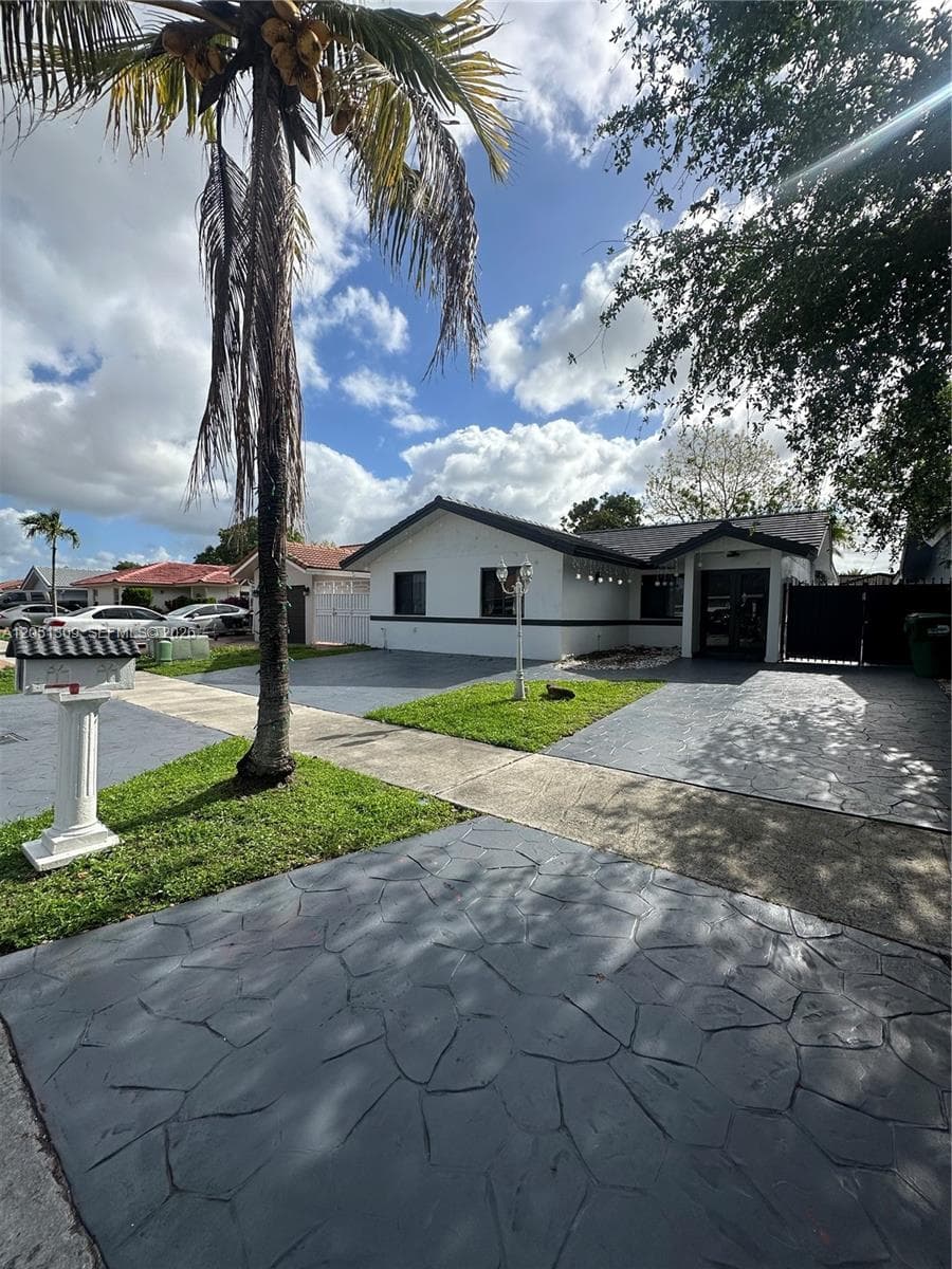 Single Family Residence at 5923 SW 147th Pl, Miami FL 33193