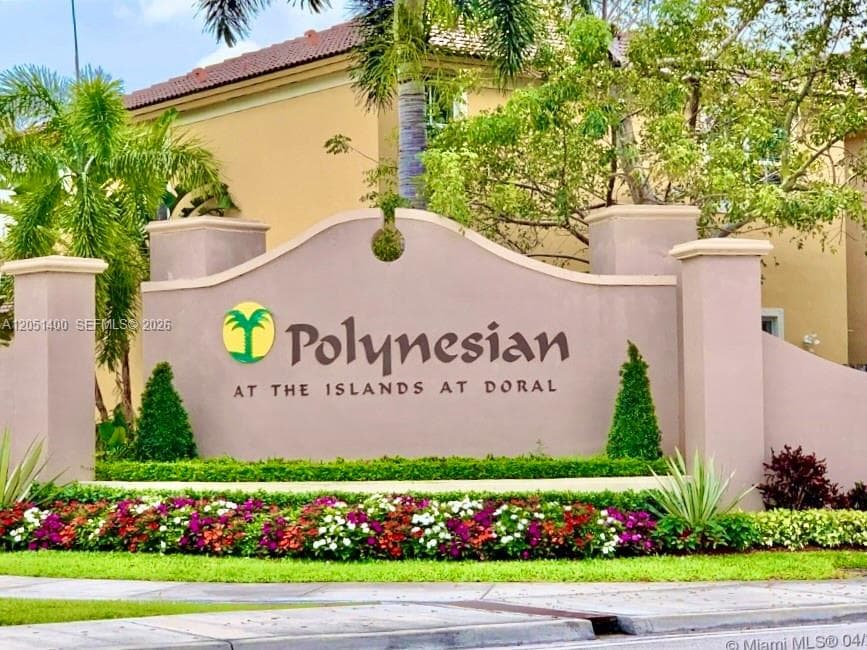 Townhouse at 7472 NW 112th Path, Doral FL 33178