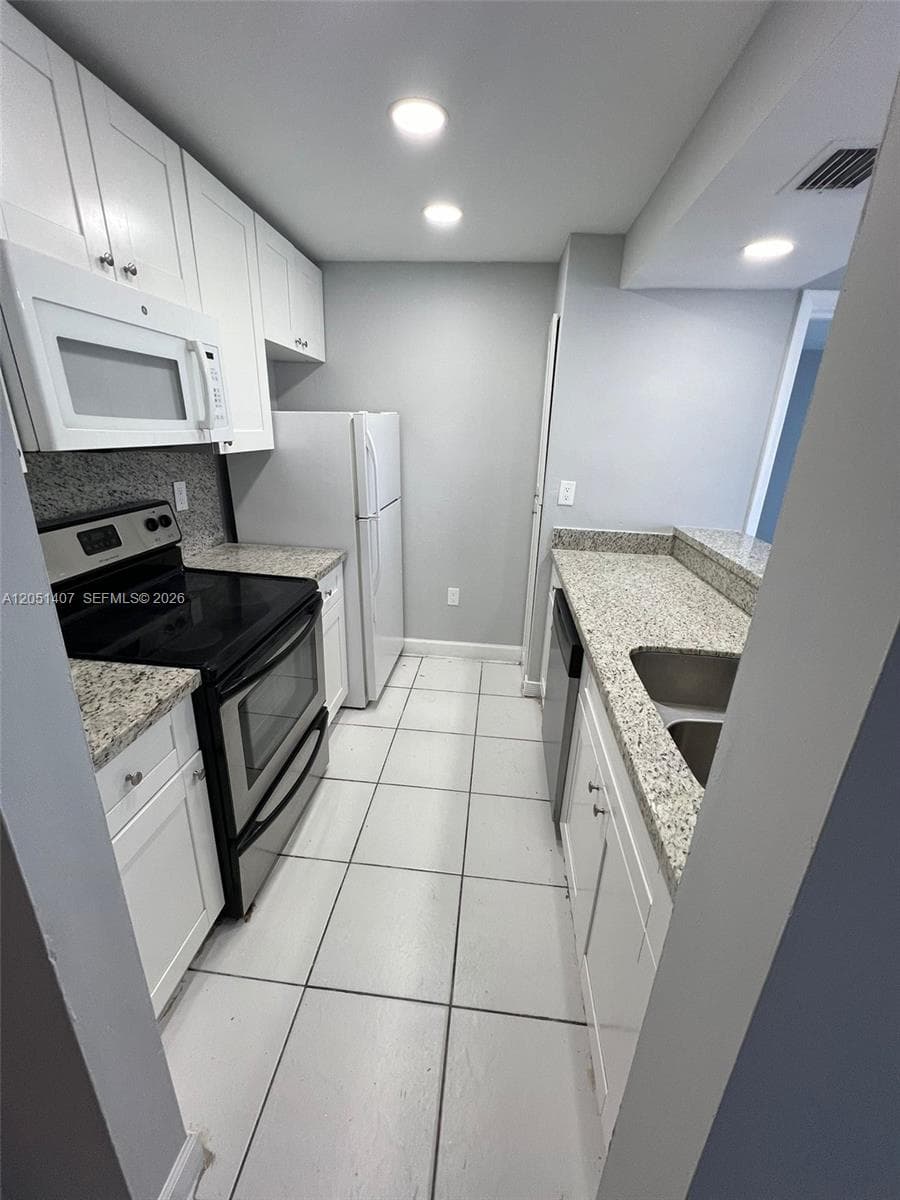 Condominium at 7035 NW 186th St # D509, Hialeah FL 33015