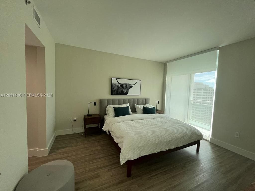 Condominium at 951 Brickell Ave # 1706, Miami FL 33131
