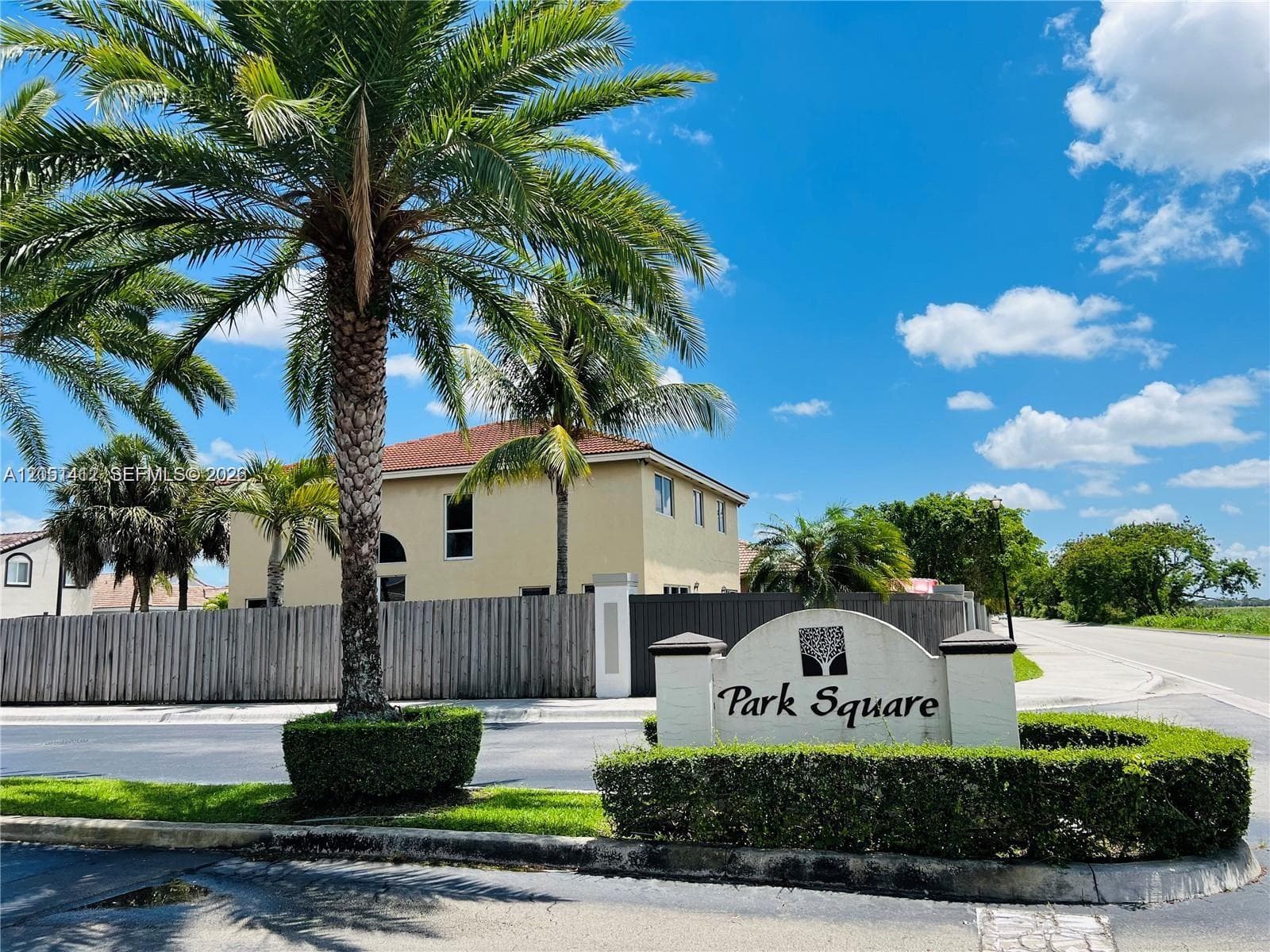 Single Family Residence at 16453 SW 75th Ter, Miami FL 33193