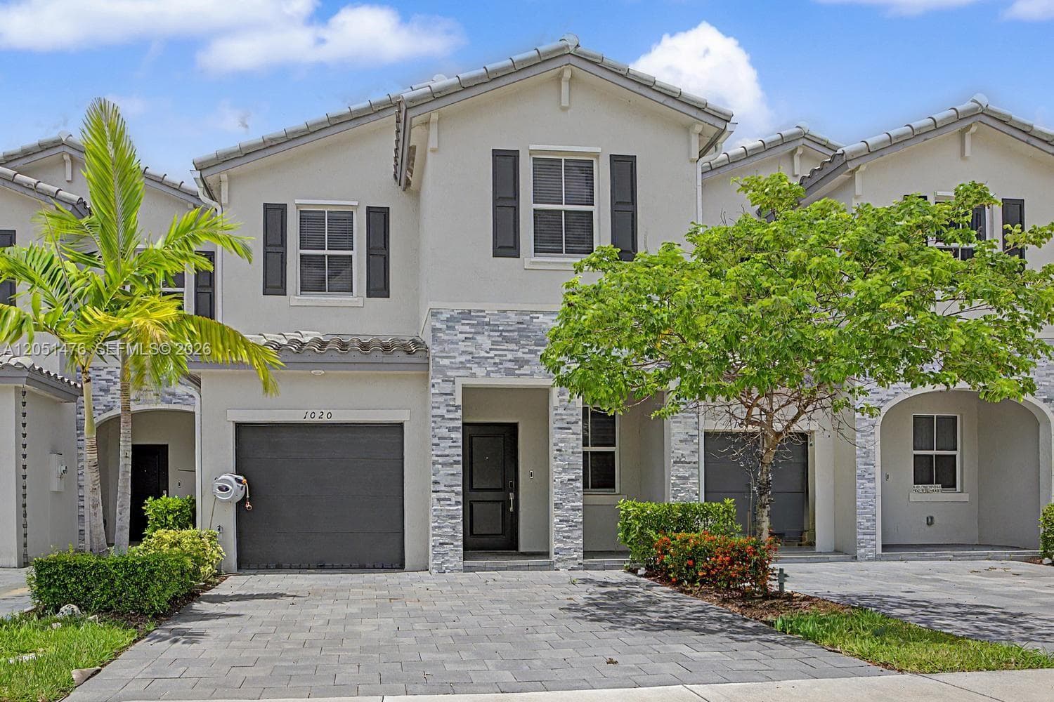 Townhouse at 1020 SE 26th Ter, Homestead FL 33035