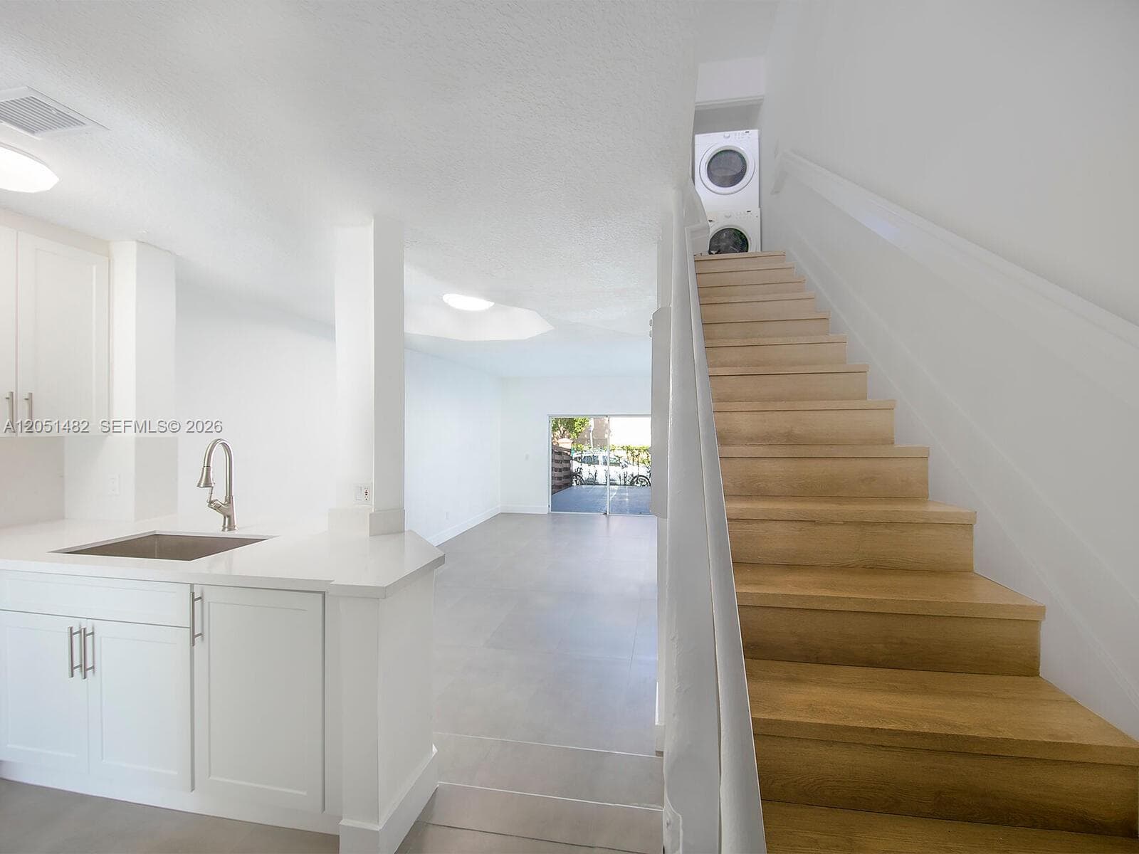Townhouse at 8260 NW 10th St # 6, Miami FL 33126