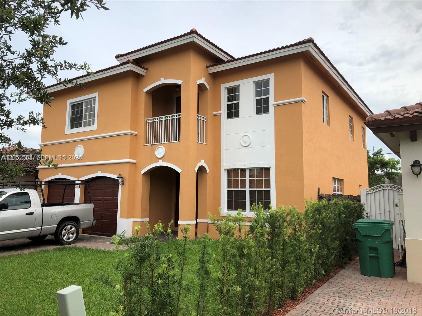 Single Family Residence at 13510 SW 177th Ter, Miami FL 33177