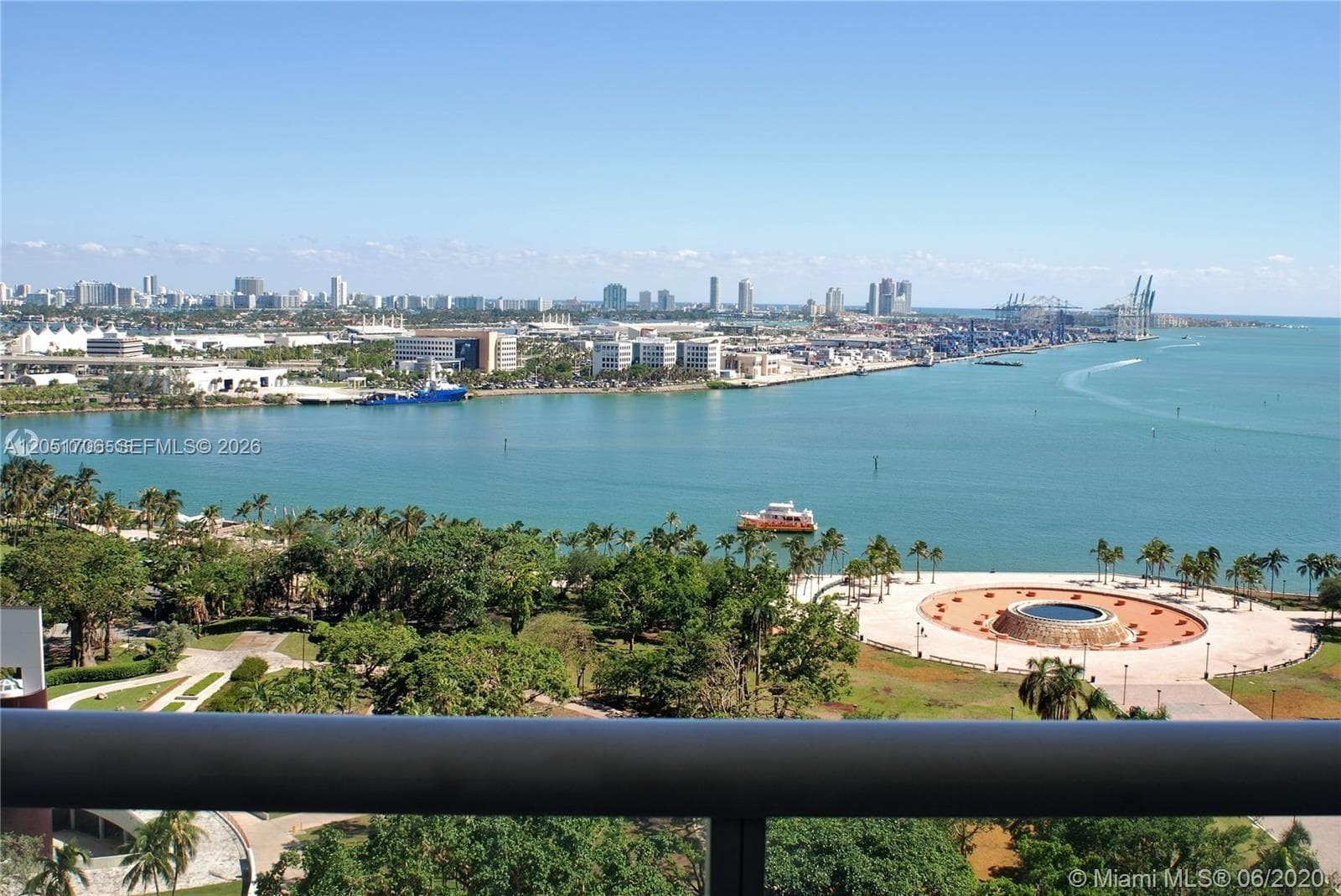 Condominium at 50 Biscayne Blvd # 2810, Miami FL 33132