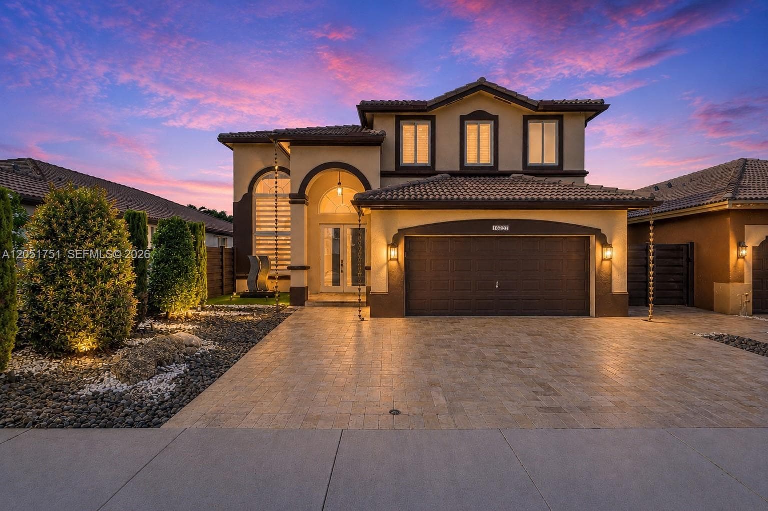 Single Family Residence at 16237 SW 44th Ter, Miami FL 33185