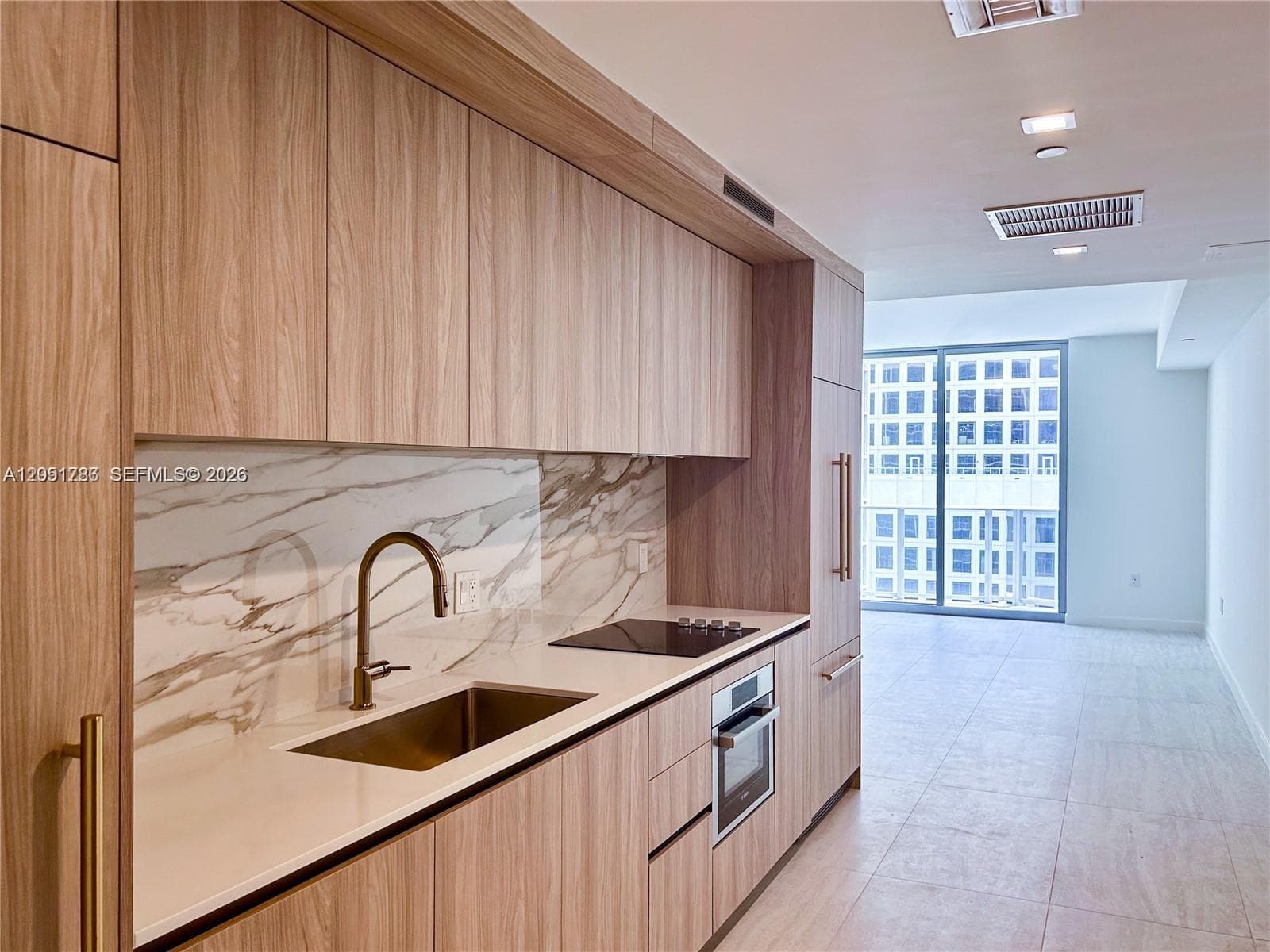 Condominium at 77 SE 5th St # 2314, Miami FL 33131