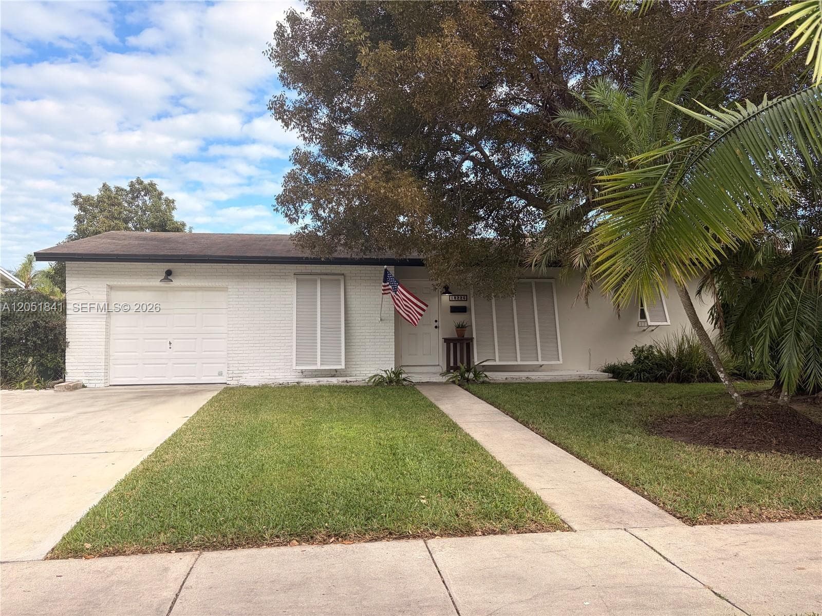 Single Family Residence at 18225 SW 94th Ave, Palmetto Bay FL 33157