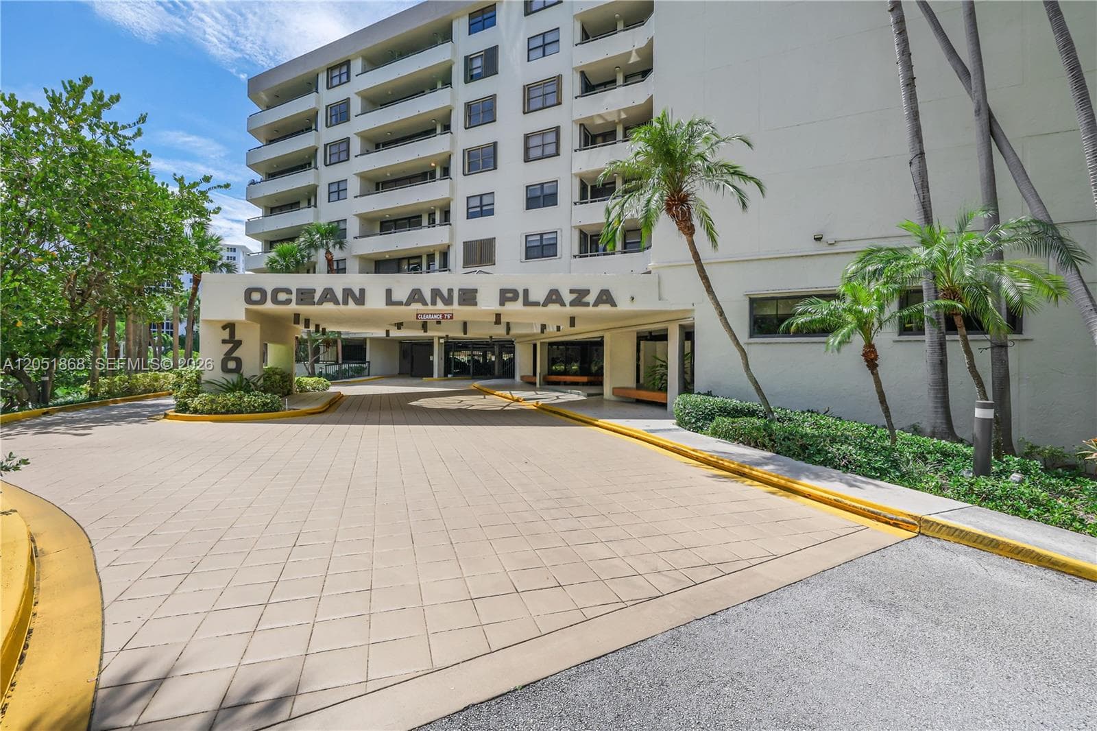 Condominium at 170 Ocean Lane Dr # 305, Key Biscayne FL 33149