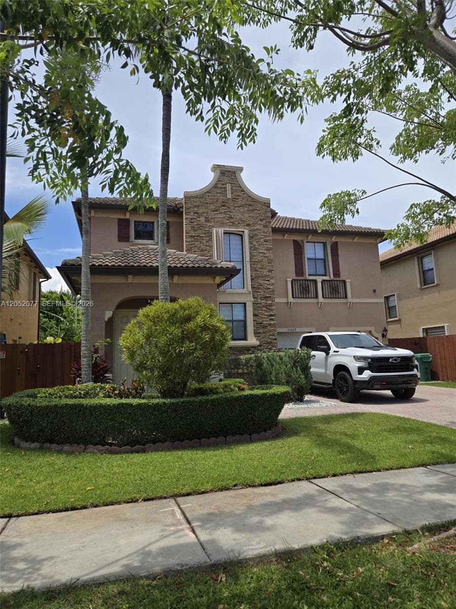 Single Family Residence at 11629 SW 236th St, Homestead FL 33032