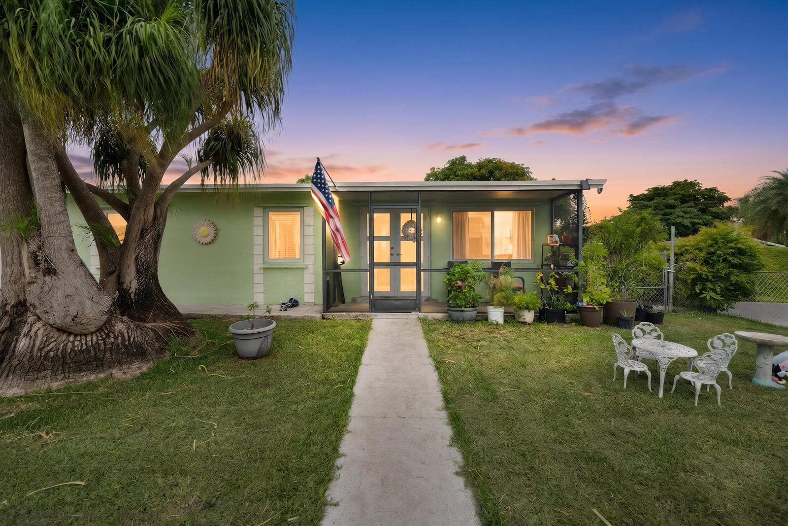 Single Family Residence at 30702 SW 155th Avenue, Homestead FL 33033