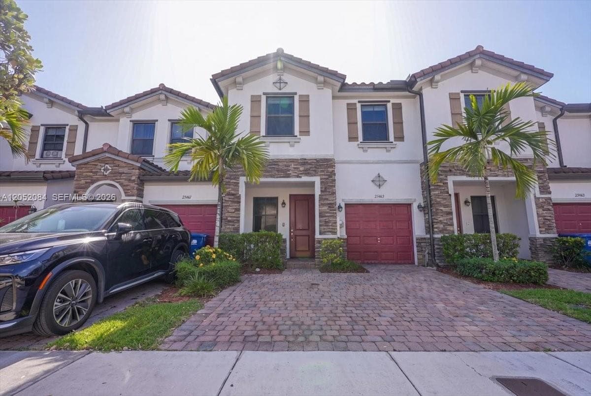 Townhouse at 25171 SW 114th Ct, Homestead FL 33032