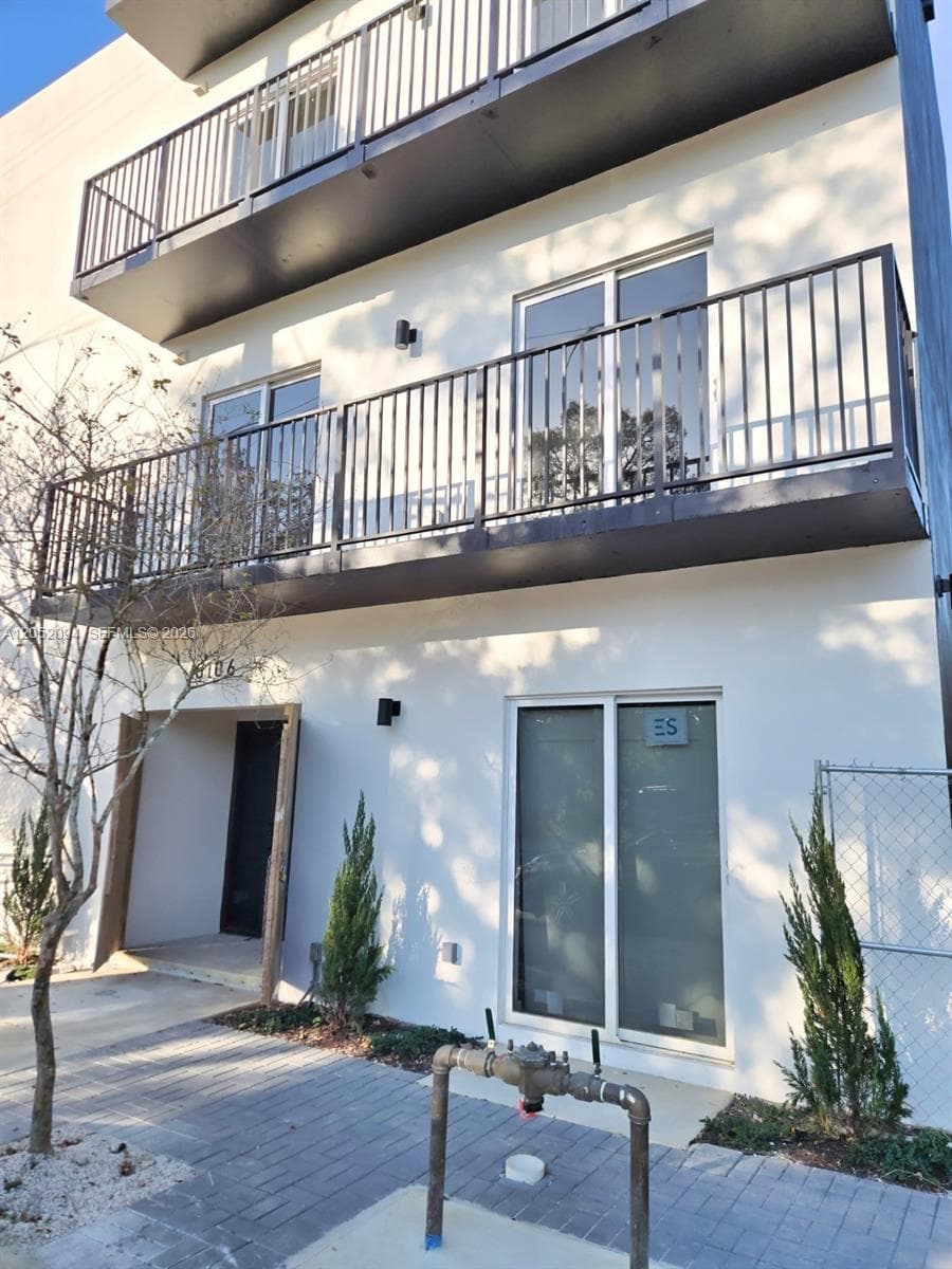 Apartment at 8106 NE 1st Ave # 15, Miami FL 33138