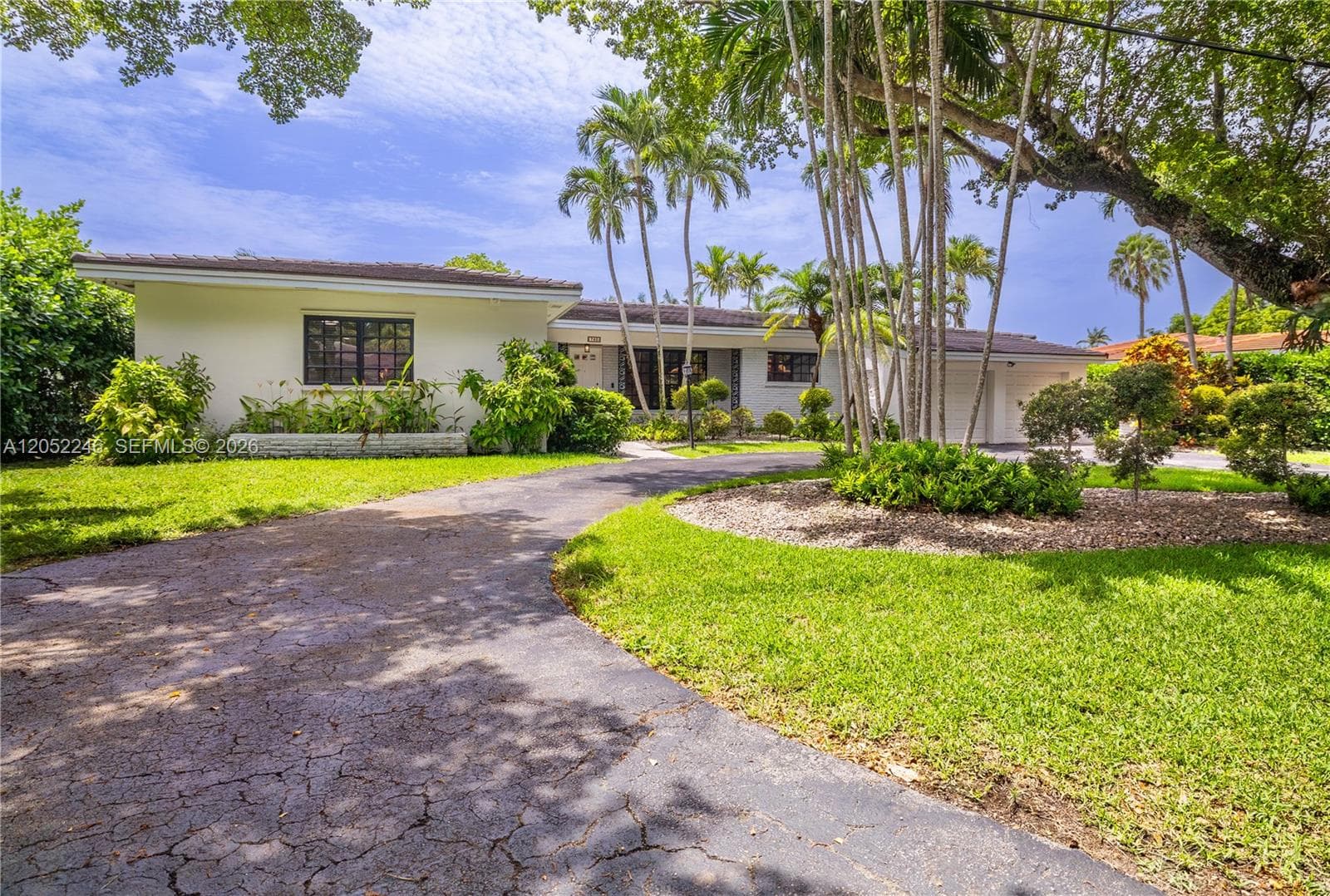 Single Family Residence at 740 Jeronimo Dr, Coral Gables FL 33146