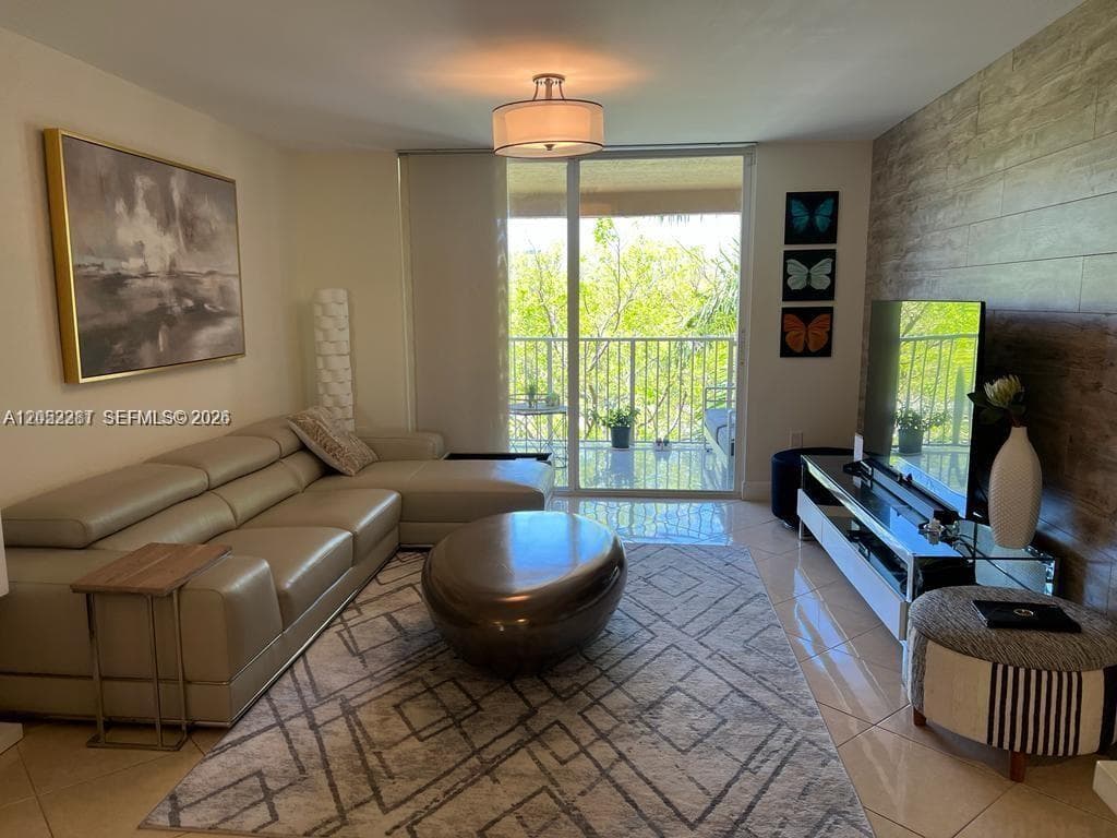 Condominium at 19901 E Country Club Dr # 2505, Aventura FL 33180