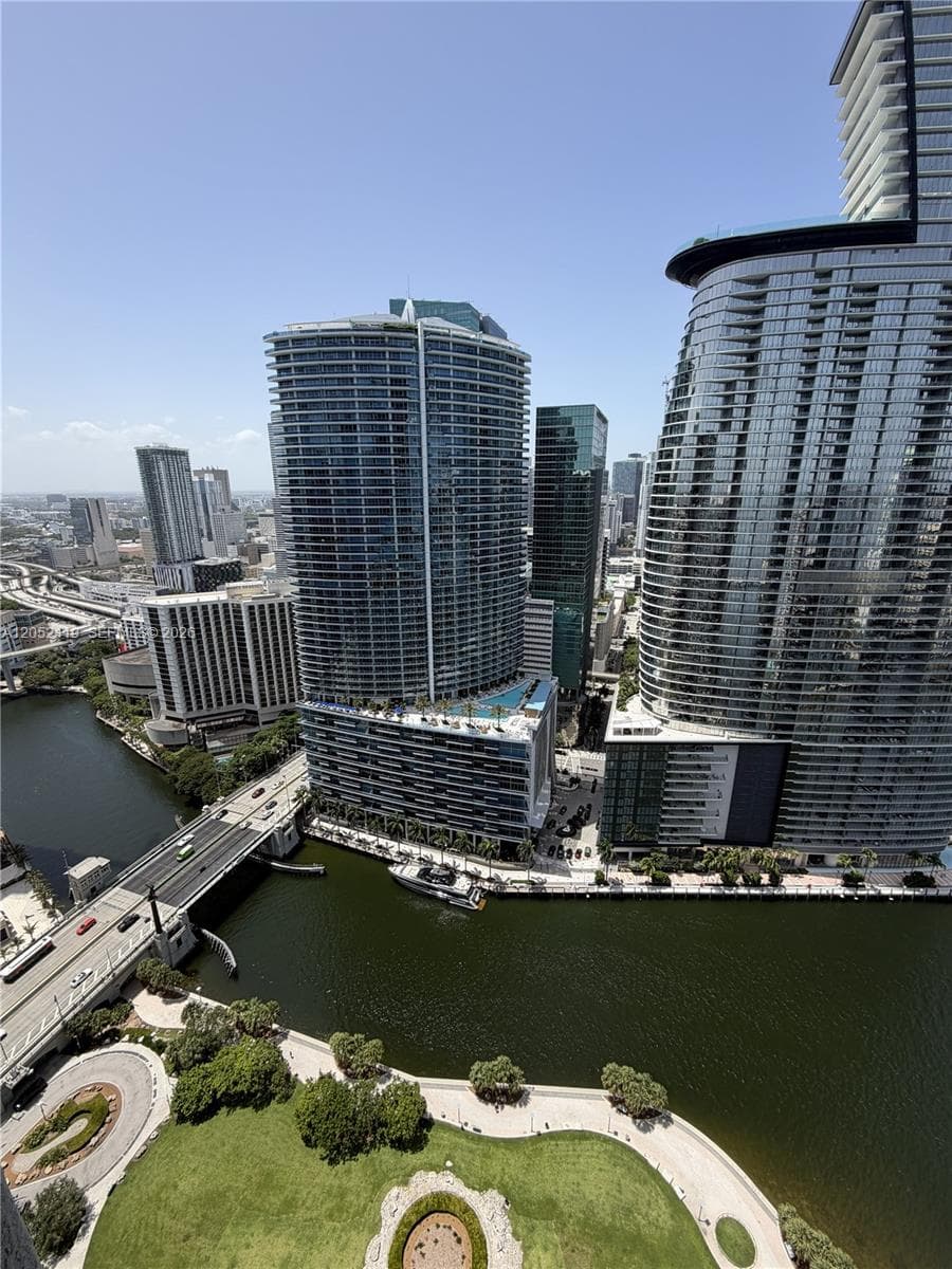 Condominium at 475 Brickell Ave # 4008, Miami FL 33131