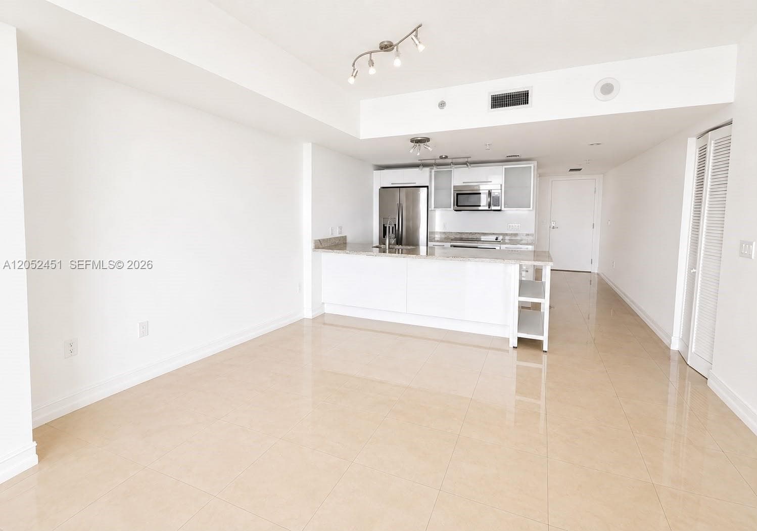 Apartment at 185 SW 7th St # 2505, Miami FL 33130
