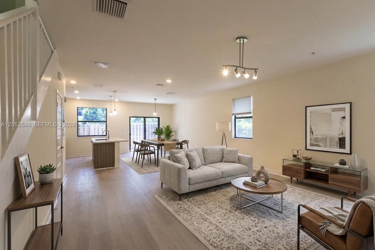 Condominium at 10407 NW 82nd St # 12, Doral FL 33178