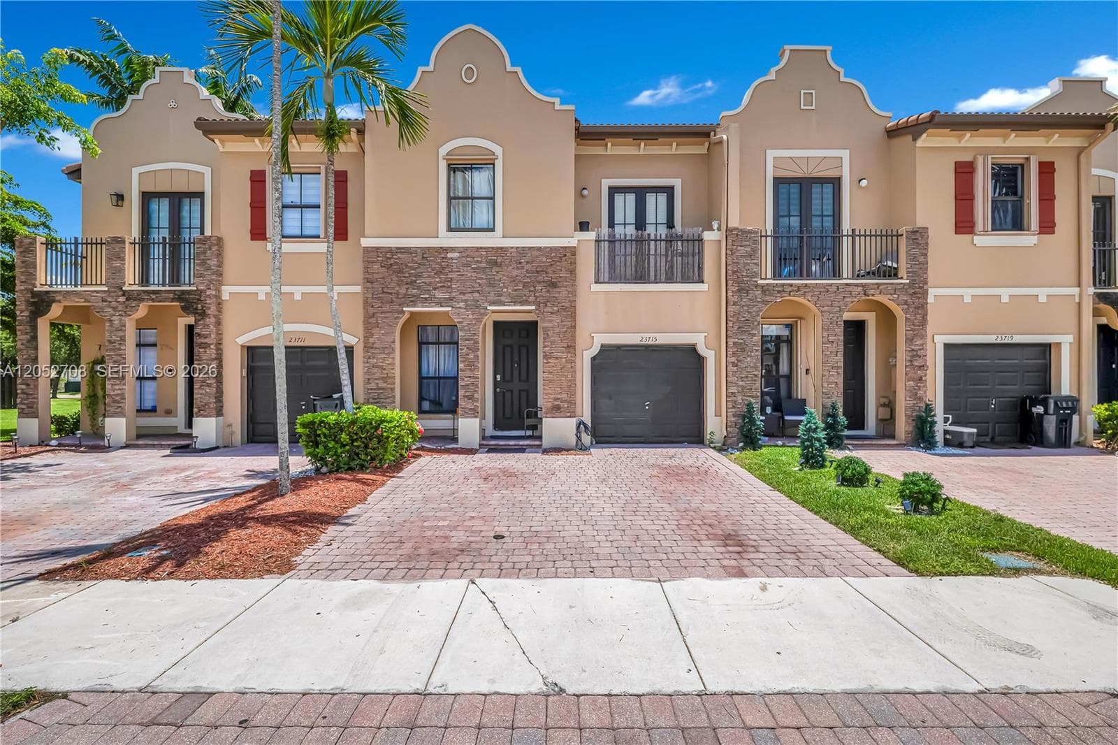 Townhouse at 23715 SW 114th Pl, Homestead FL 33032