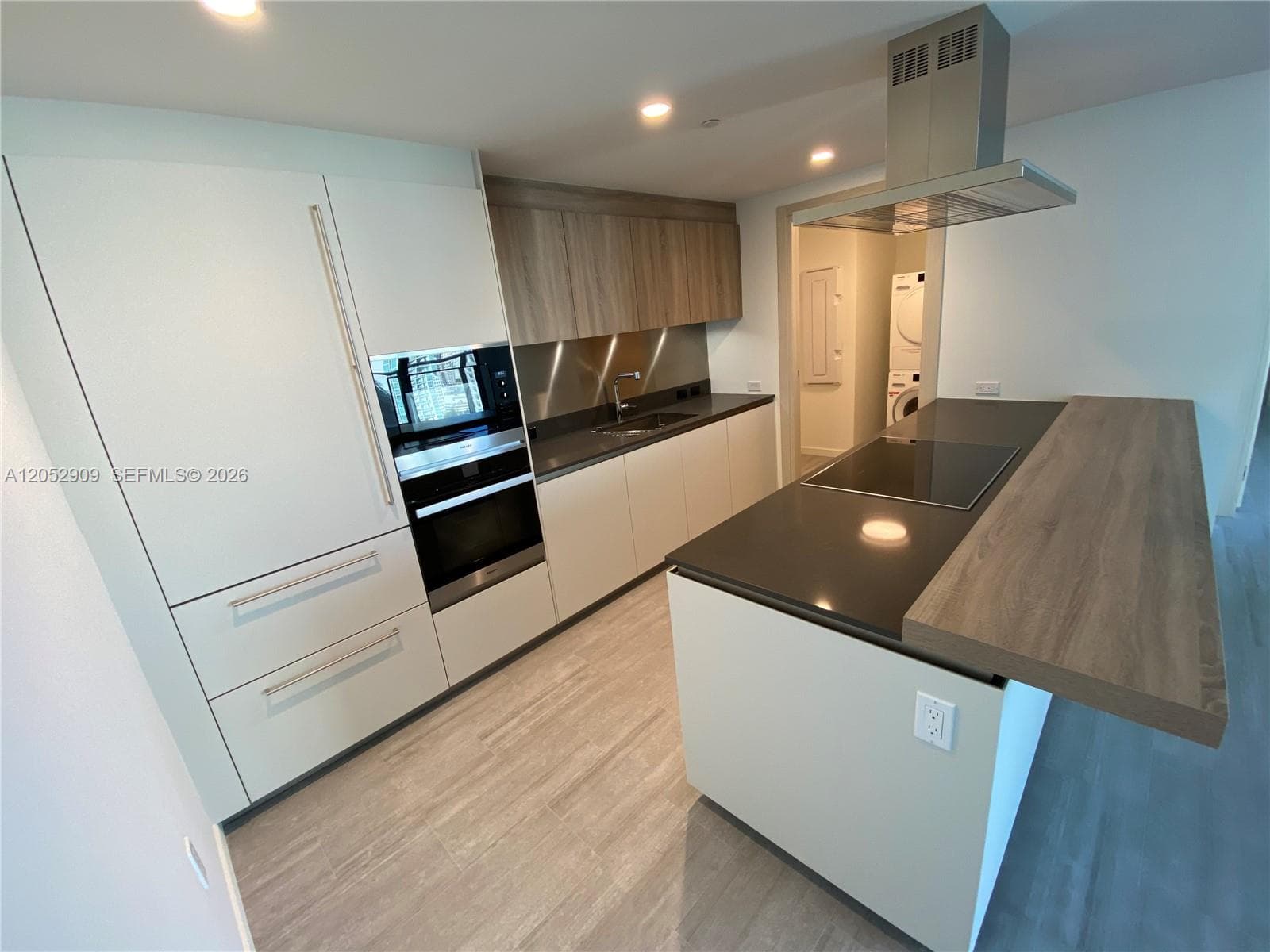 Condominium at 1000 BRICKELL PLAZA # 3309, Miami FL 33131