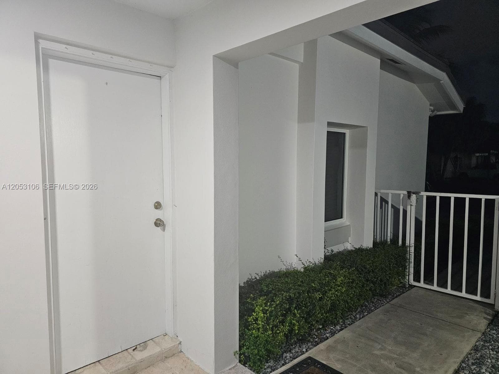 Efficiency at 14847 SW 110th Ter # B, Miami FL 33196