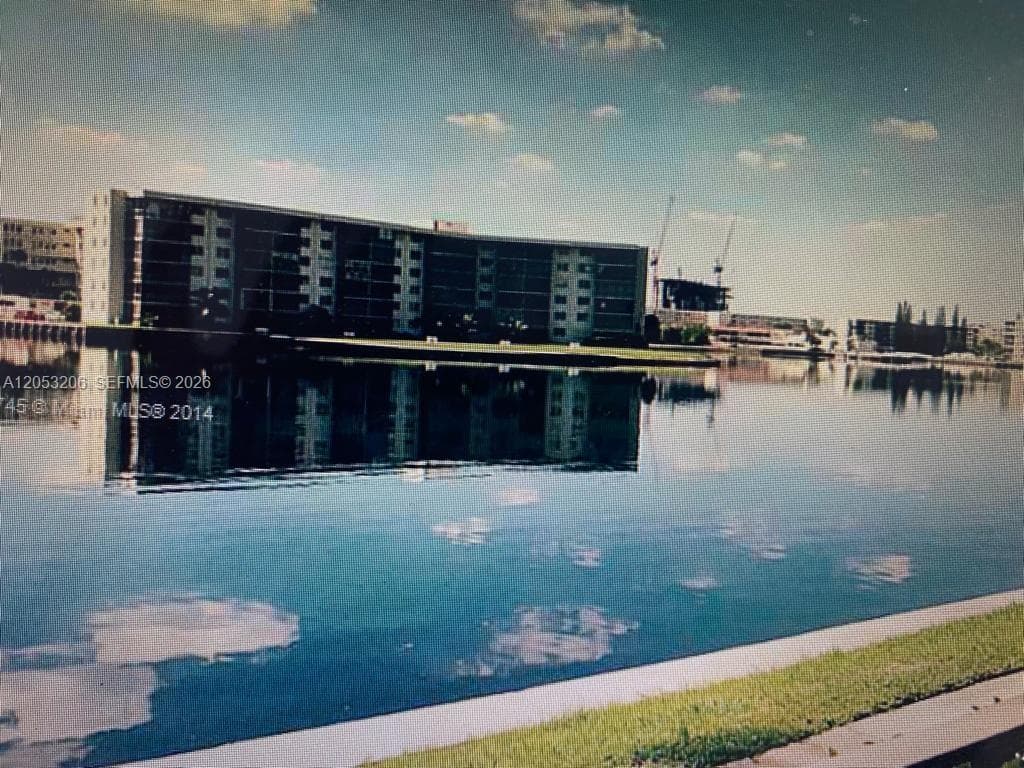 Condominium at Aventura, FL, 33160