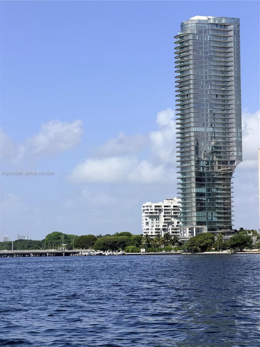 Condominium at 175 SE 25 ROAD # 902, Miami FL 33129