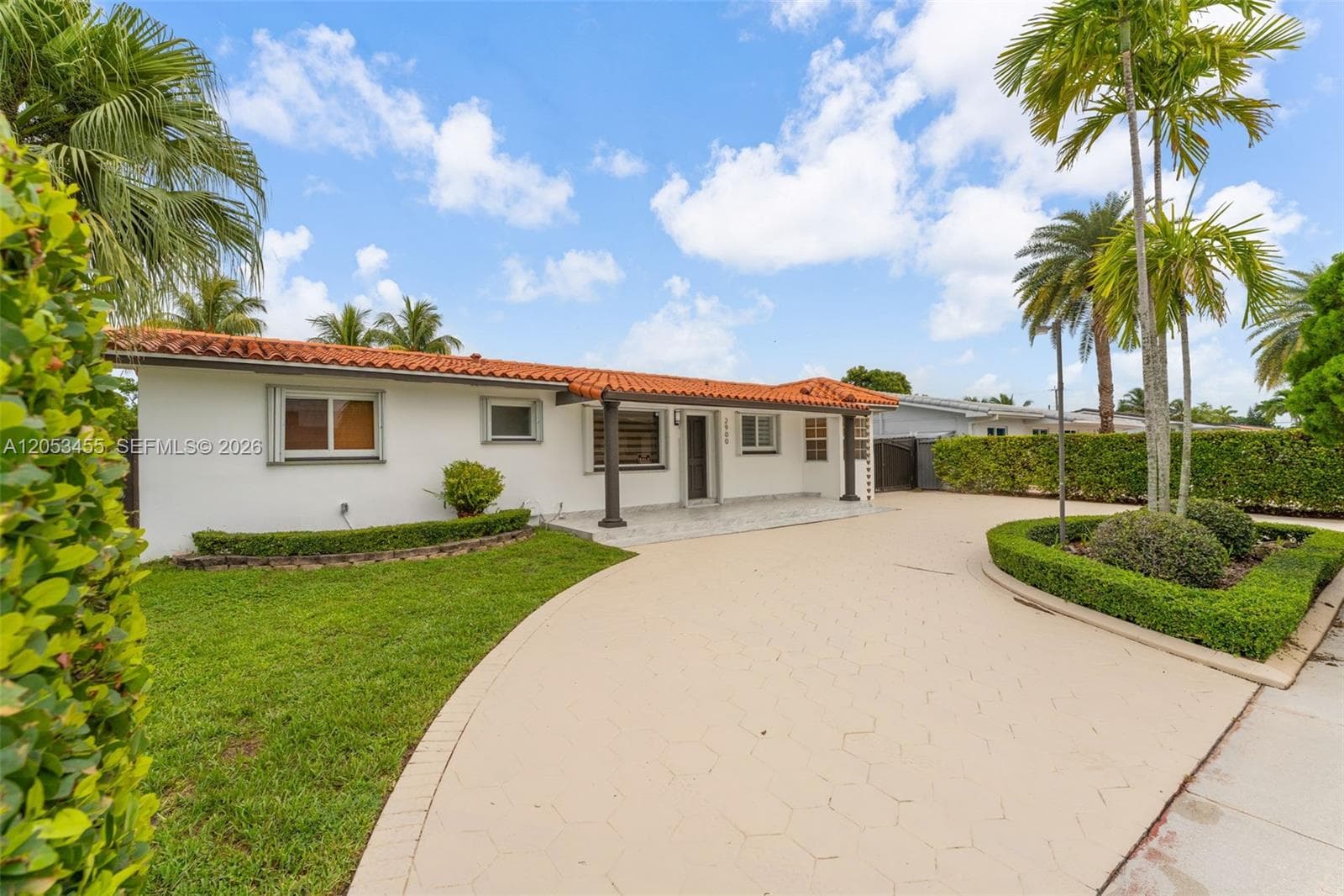 Single Family Residence at 2900 SW 98th Ave, Miami FL 33165