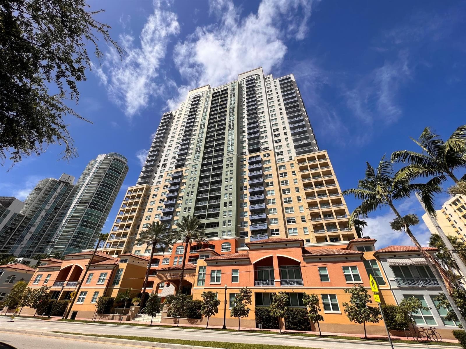 Condominium at 90 ALTON Road # 2110, Miami Beach FL 33139
