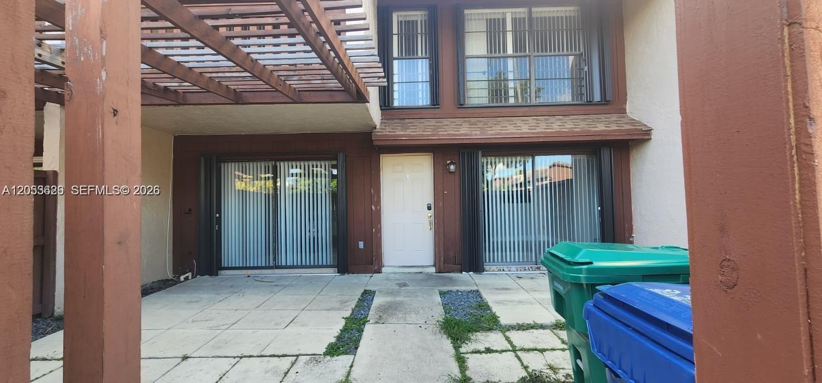 Townhouse at 11500 SW 64th St # F, Miami FL 33173