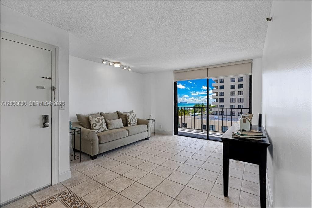 Apartment at 2625 Collins Ave # 702, Miami Beach FL 33140