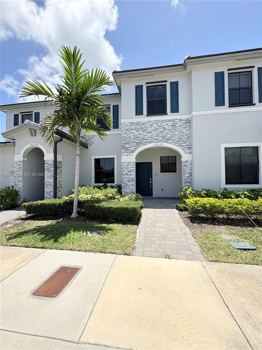 Villa at 13232 SW 287 TER, Homestead FL 33033