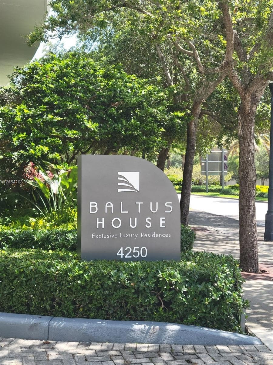 Condominium at 4250 Biscayne Blvd # 806, Miami FL 33137