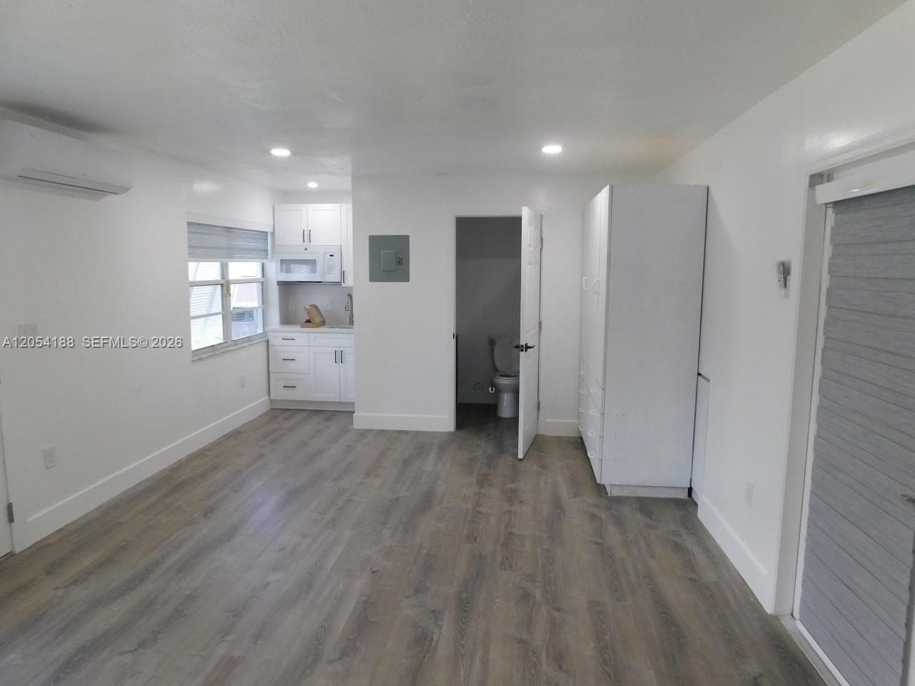 Efficiency at 16240 SW 286th St # B, Homestead FL 33033