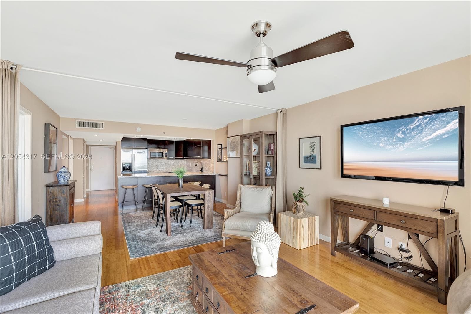 Condominium at 2625 Collins Ave # 1609, Miami Beach FL 33140