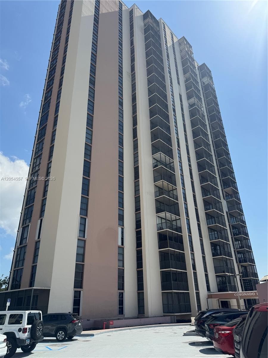 Condominium at 20335 W Country Club Dr # 1206, Aventura FL 33180