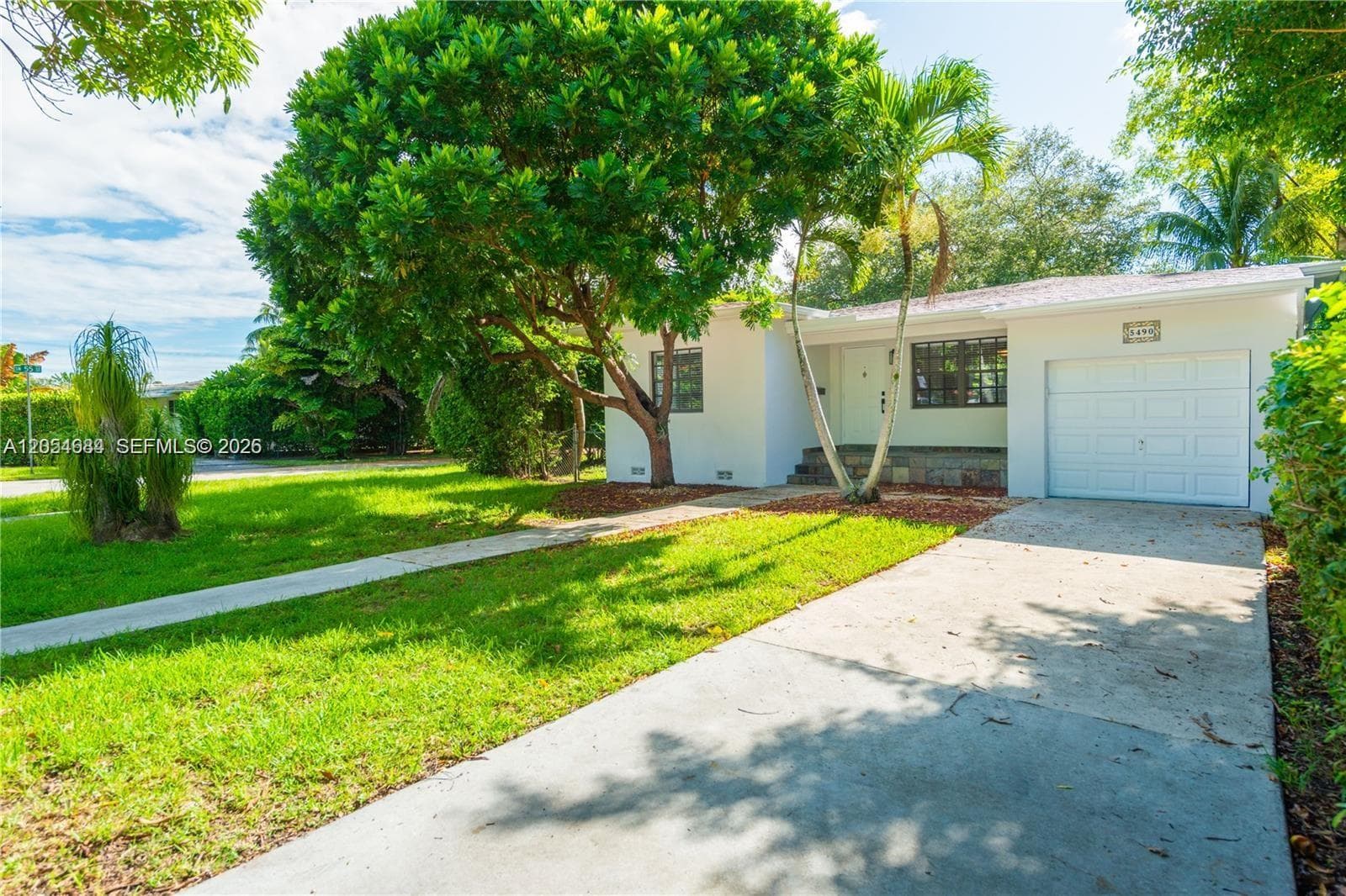 Single Family Residence at 5490 SW 57 Ave, Miami FL 33155