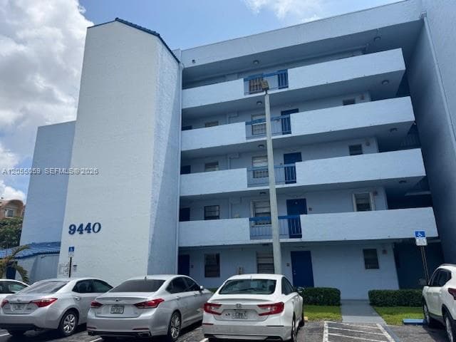 Condominium at 9440 Fontainebleau Blvd # 514, Miami FL 33172