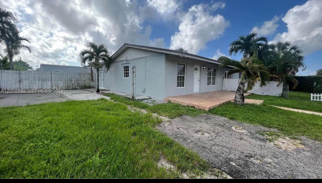 Multi Family at 17201 NW 53rd Ave # 1, Miami Gardens FL 33055