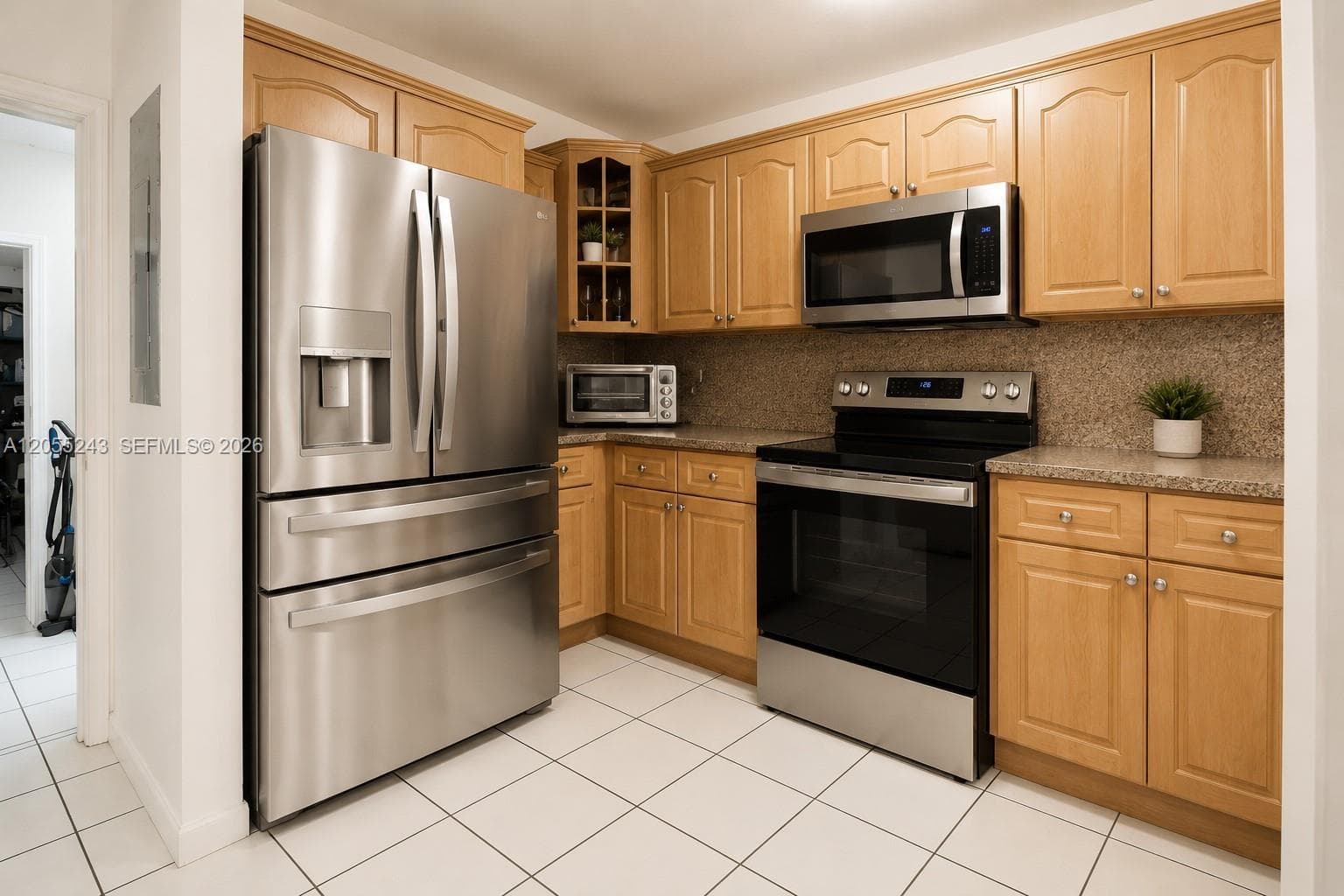 Single Family Residence at 14341 SW 156th St, Miami FL 33177