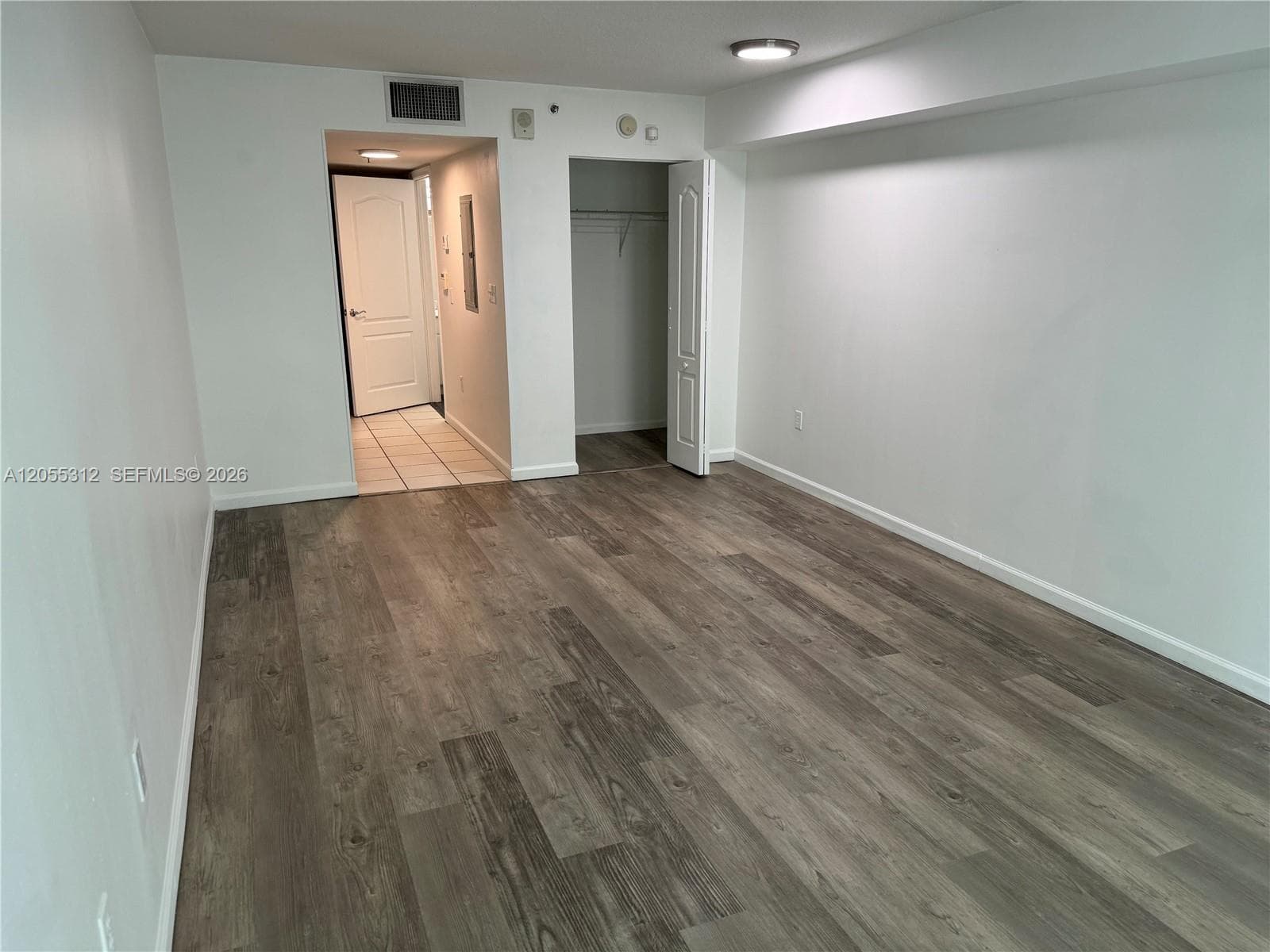 Condominium at 1200 Brickell Bay Dr # 2310, Miami FL 33131