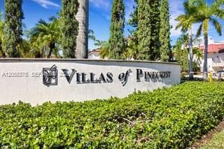 Townhouse at 6709 N Kendall Dr # 219, Pinecrest FL 33156