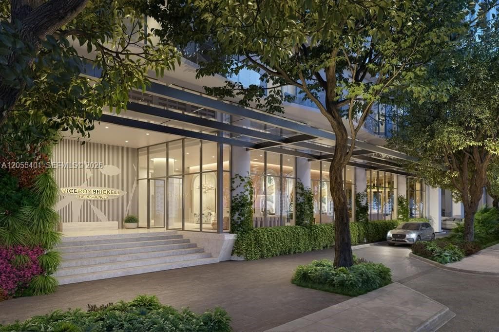 Condominium at 77 SE 5th St # 2005, Miami FL 33131
