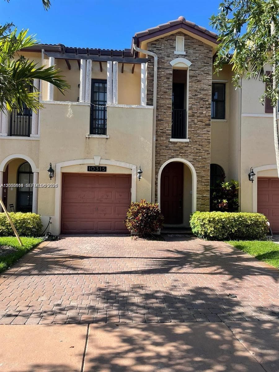 Townhouse at 10315 NW 30th Ter # 10315, Doral FL 33172