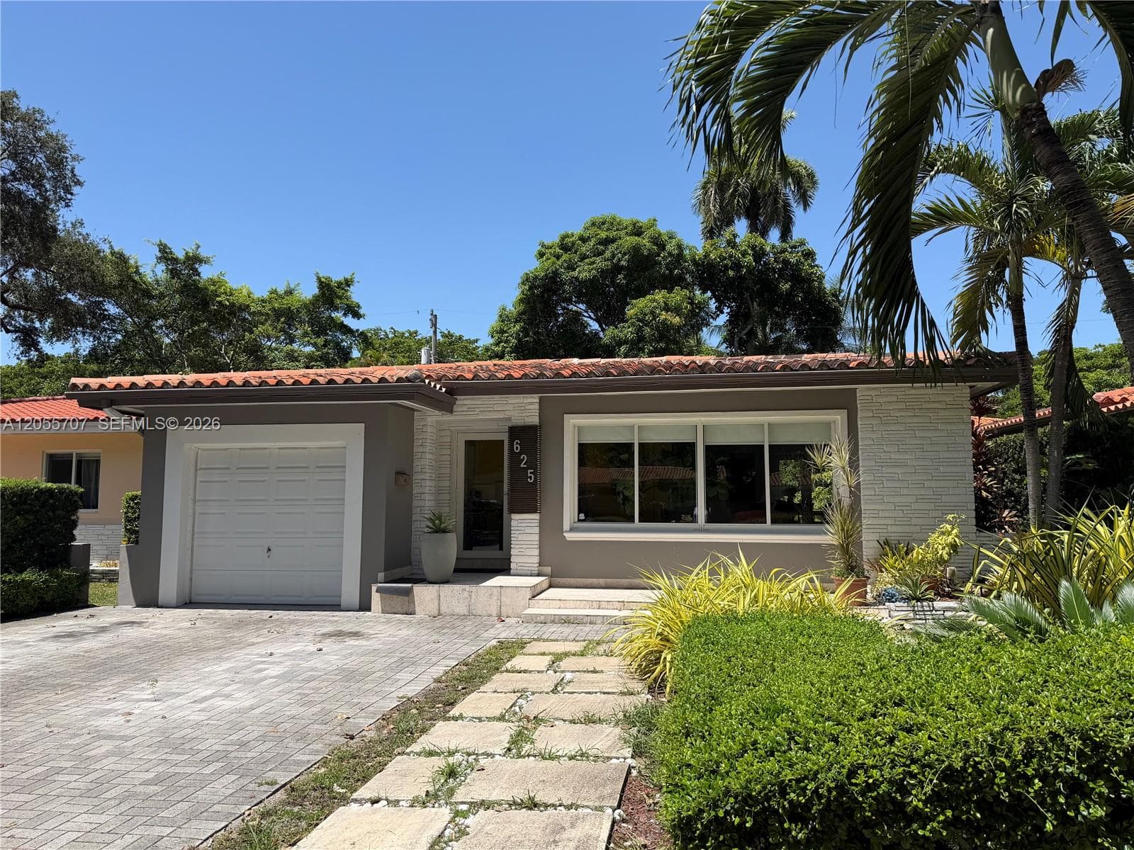 Single Family Residence at 625 Bird Rd, Coral Gables FL 33146