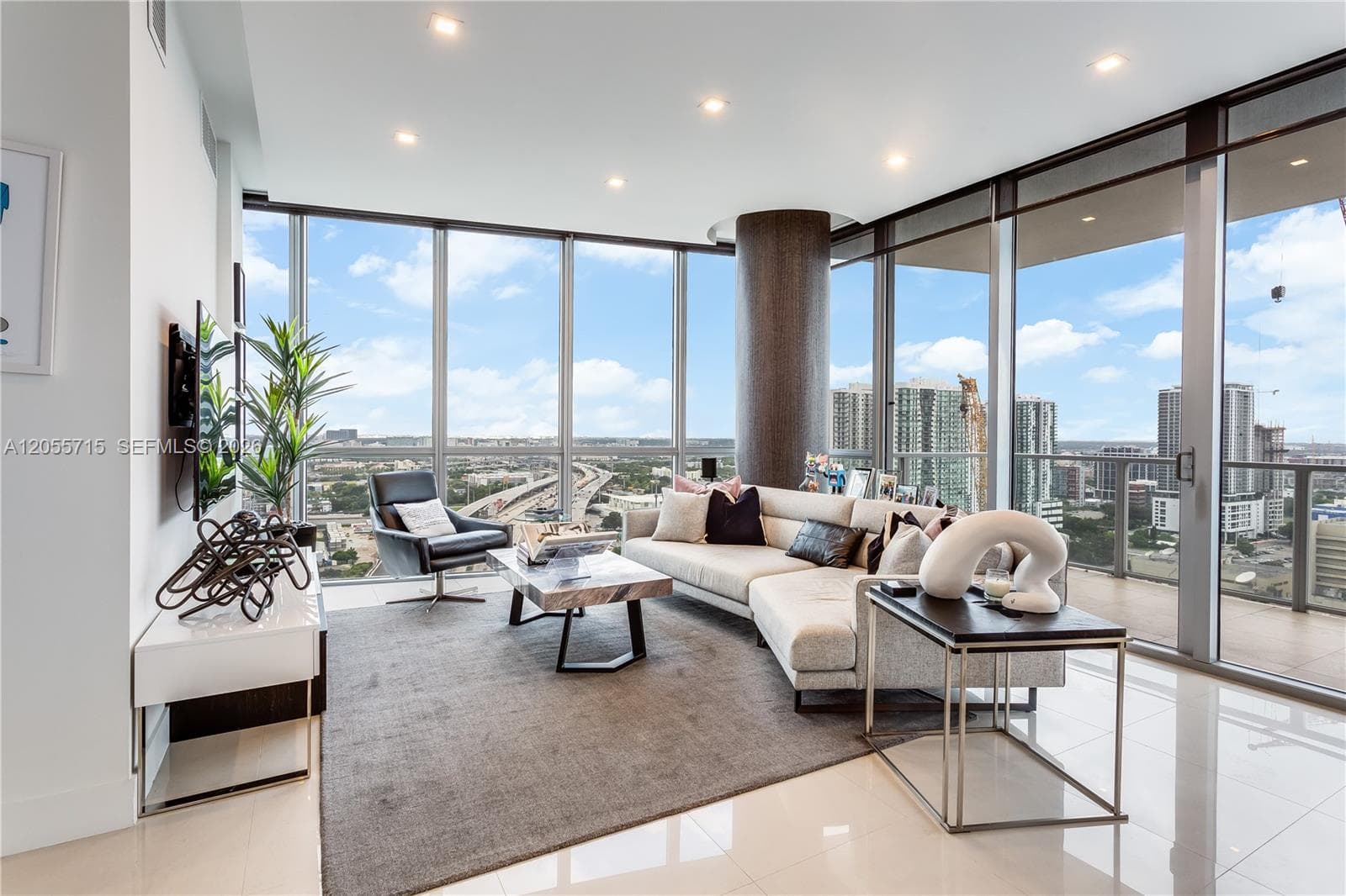 Condominium at 1100 Biscayne Blvd # 2708, Miami FL 33132