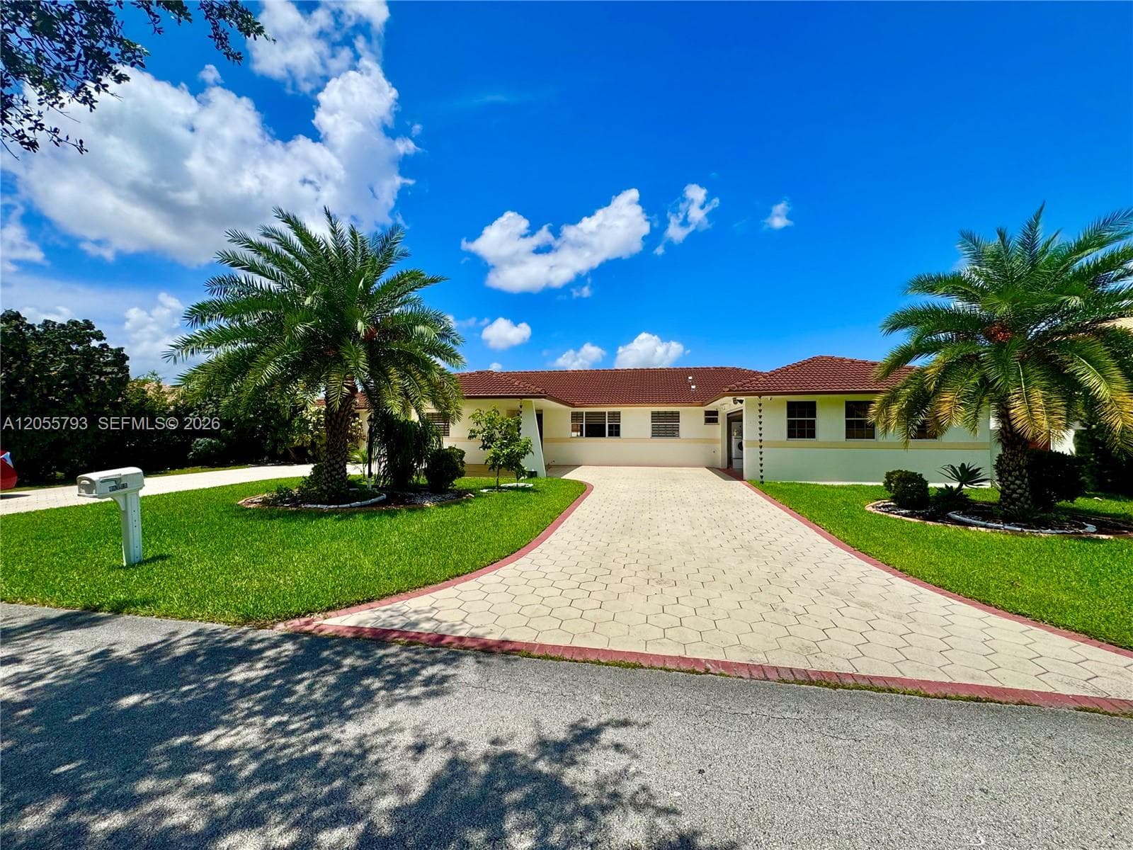 Single Family Residence at 18701 Wentworth Dr, Hialeah FL 33015